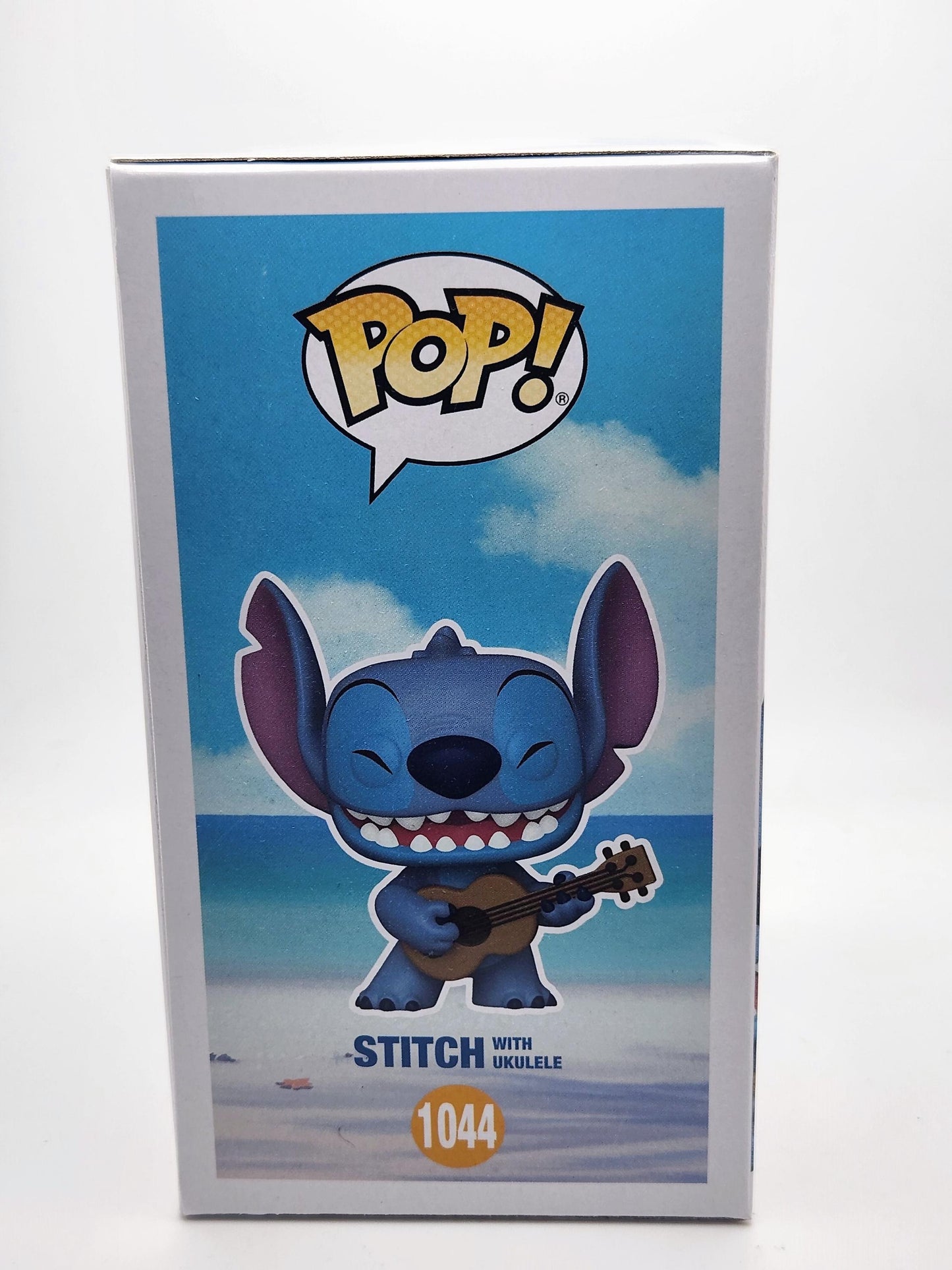 Stitch with Ukulele (Diamond, Glitter) - #1044 - Condition 9/10