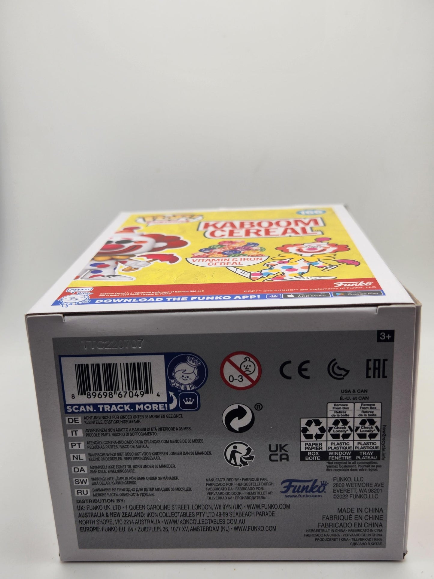 Kaboom Cereal Clown - 166 - 2022 NYCC Sticker - Box 9/10