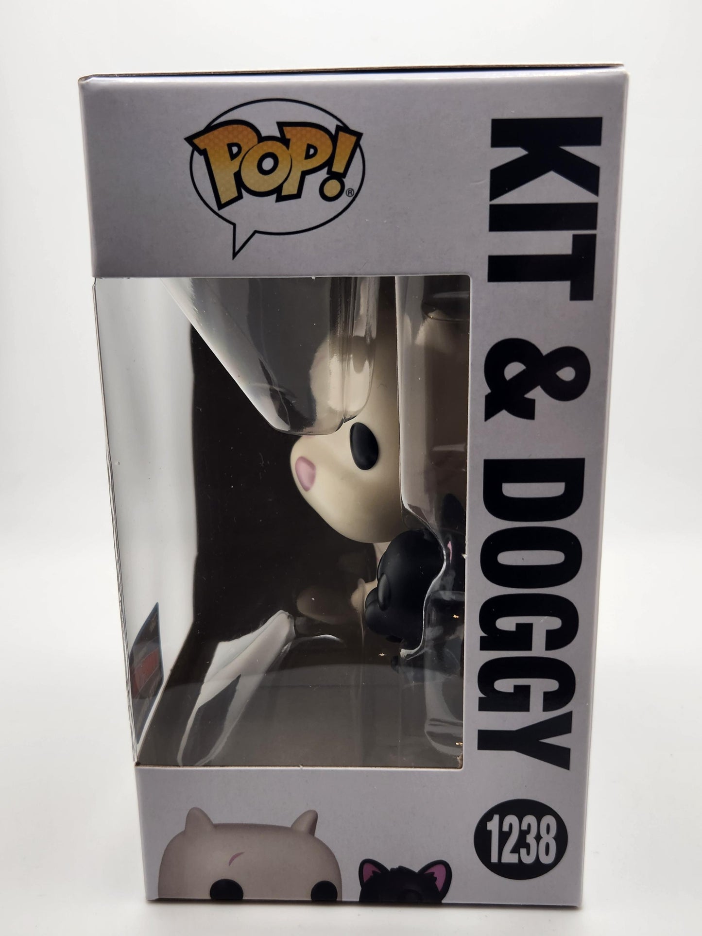 Kit & Doggy - #1238 - 2022 New York Comic Con Exclusive Sticker - Box Condition 9/10