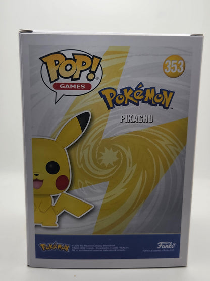 Pikachu (Flocked) - #353 - Adhesivo Gamestop - Estado de la caja 9/10